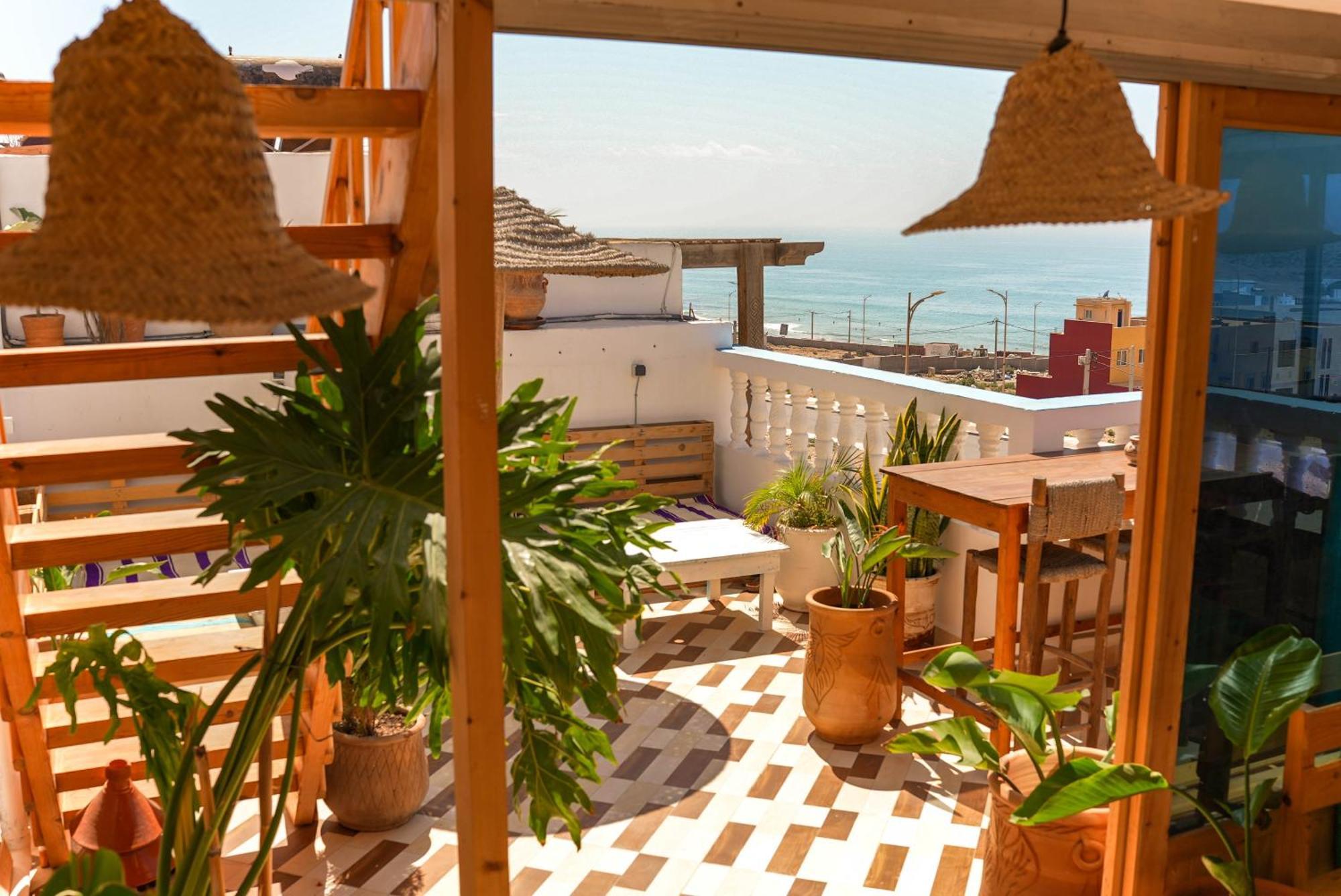 Bed and Breakfast Surf Break Morocco Эмуан Экстерьер фото